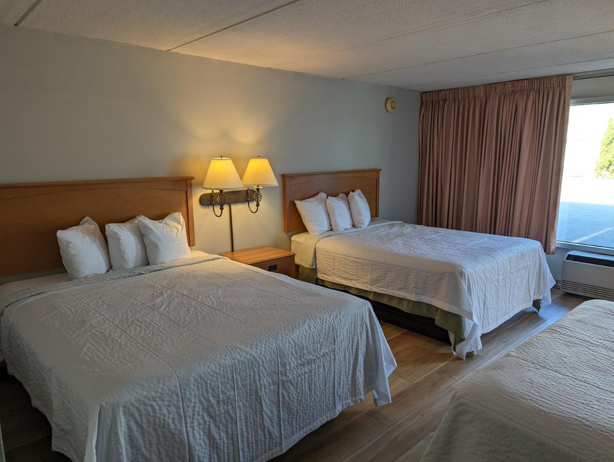 Days Inn By Wyndham Birch Run Exterior foto