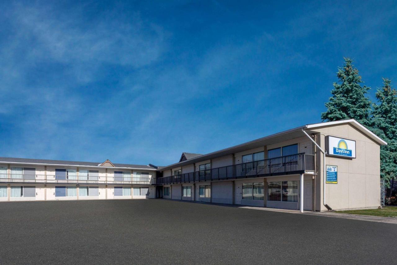 Days Inn By Wyndham Birch Run Exterior foto